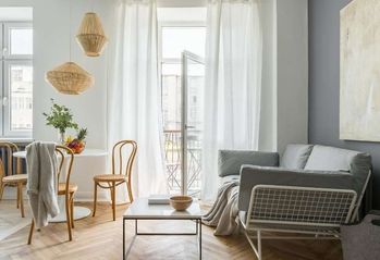 Eskpozycja okien w mieszkaniu