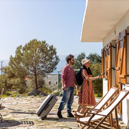 Apartament wakacyjny – ceny, lokalizacje i ryzyka inwestycji