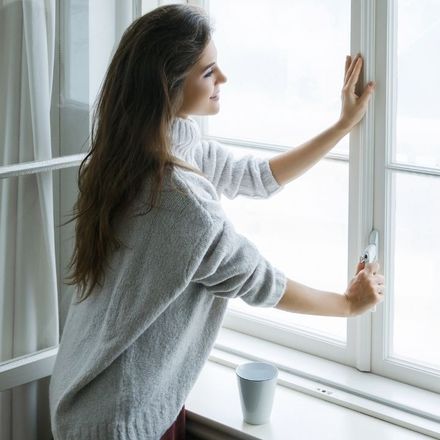 Jak uszczelnić okna w domu na zimę?