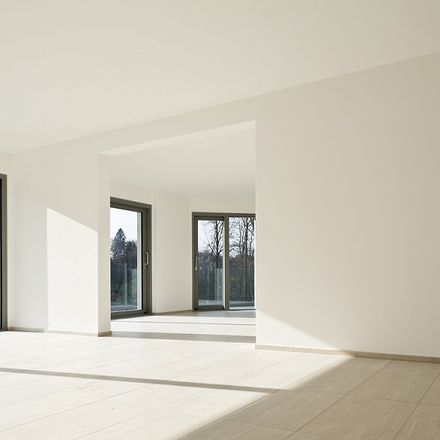 Rola izolacji akustycznej okna w obiektach komercyjnych