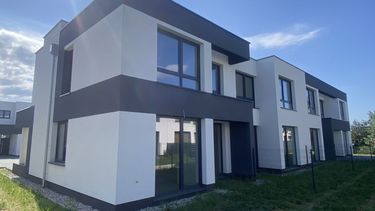 Lake Village etap V